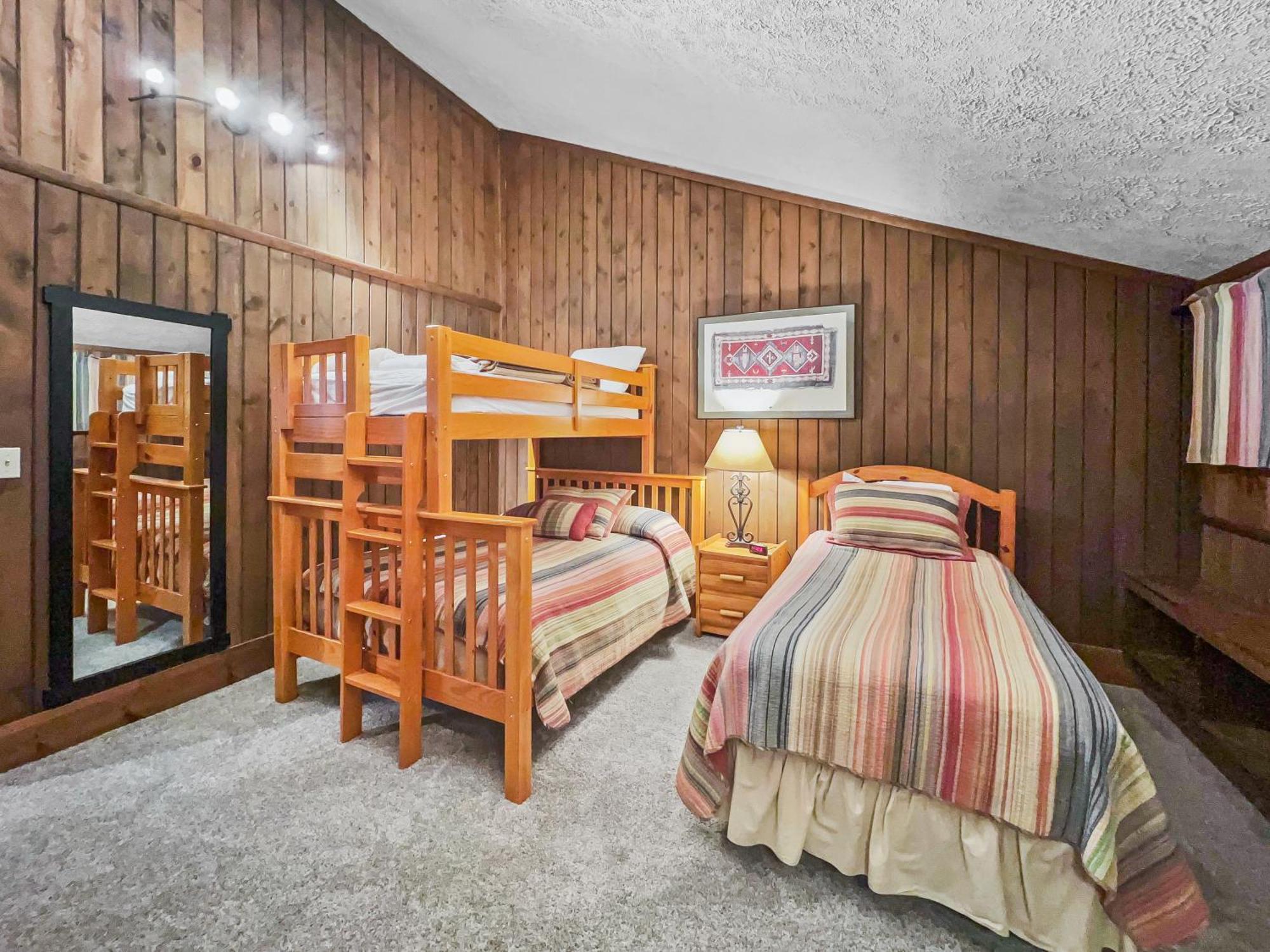 Wabasso 8 Cozy Snowshoe Retreat Covered Ez Parking Wifi Deck Luaran gambar